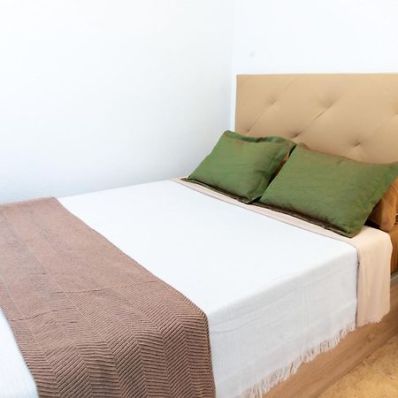 Holiday Suite Caballero De Rodas 92 Torrevieja Bagian luar foto