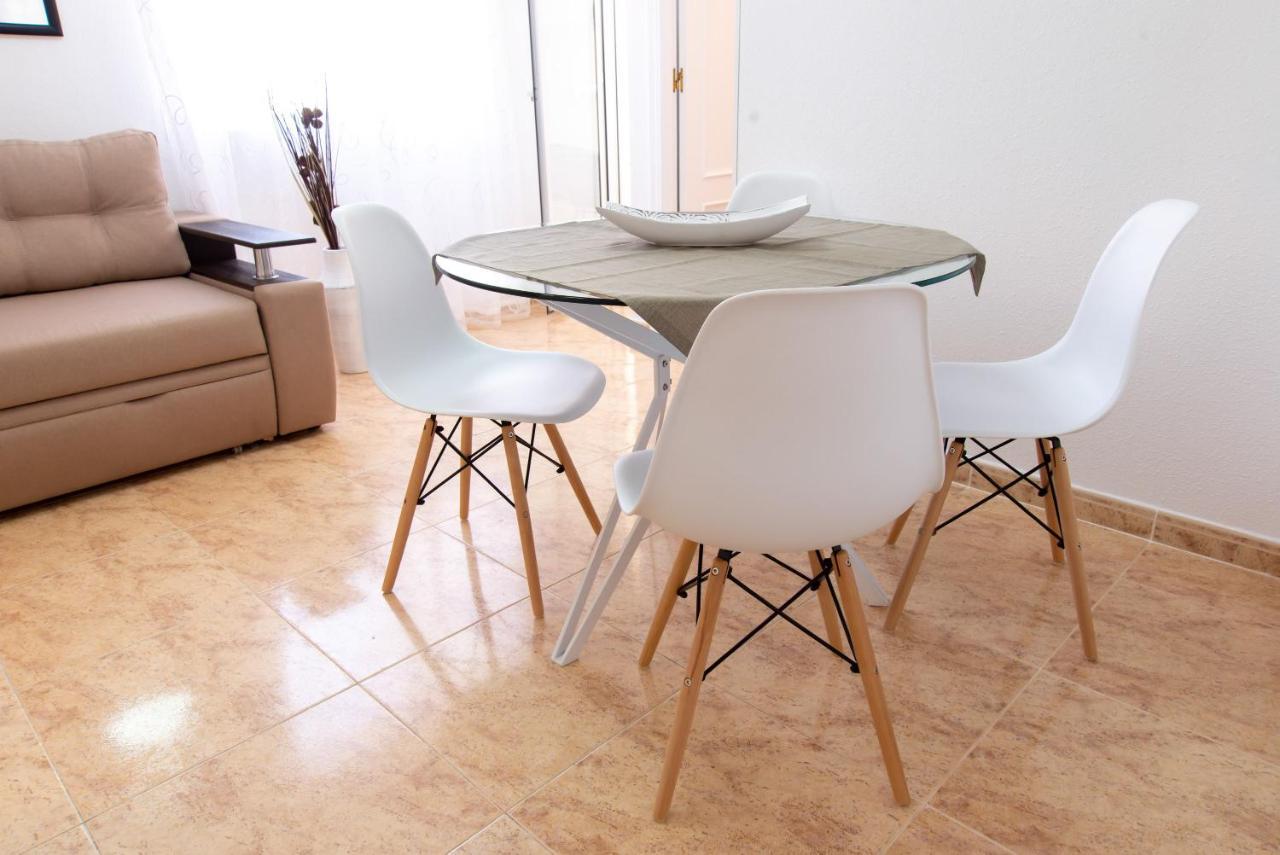 Holiday Suite Caballero De Rodas 92 Torrevieja Bagian luar foto