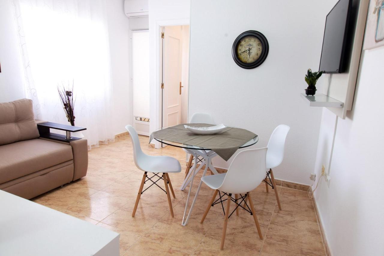 Holiday Suite Caballero De Rodas 92 Torrevieja Bagian luar foto
